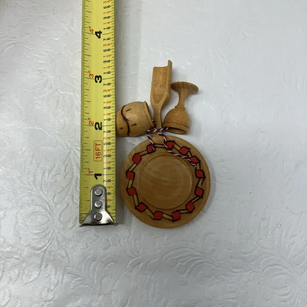 Dollhouse Miniature Wood Kitchen Accessory Kitchenware Chatelaine Dishes 1:12